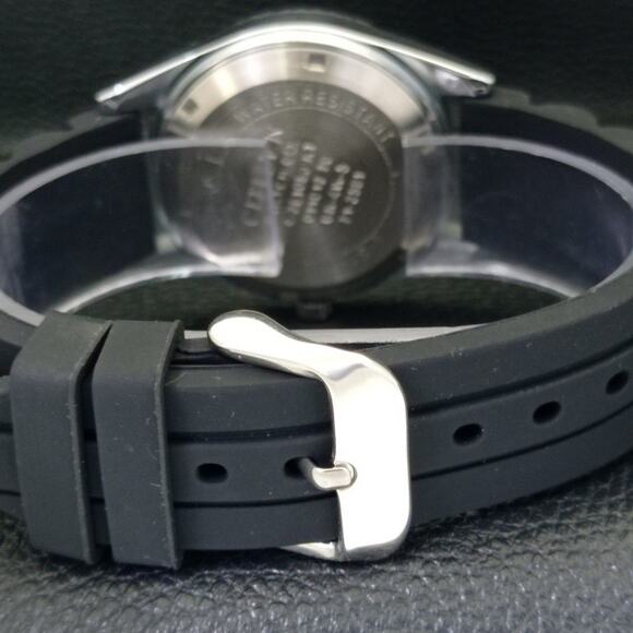 Vintage 1987 Disney Citizen Automatic Mens Silver Watch W/daydate & Yellow accen - Picture 2 of 9